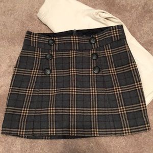 Plaid Gap skirt size 6